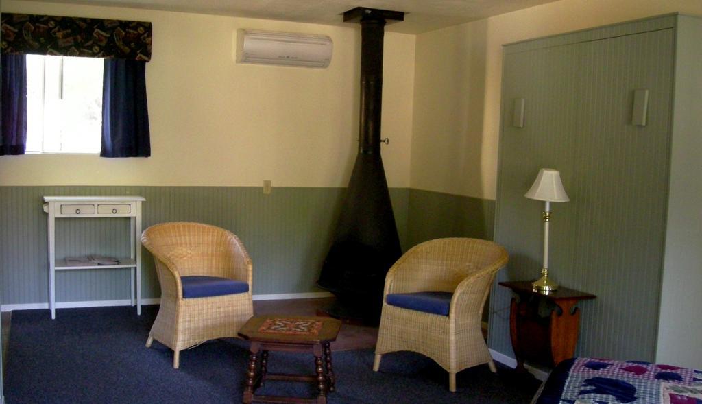 Sequoia Motel Three Rivers Buitenkant foto